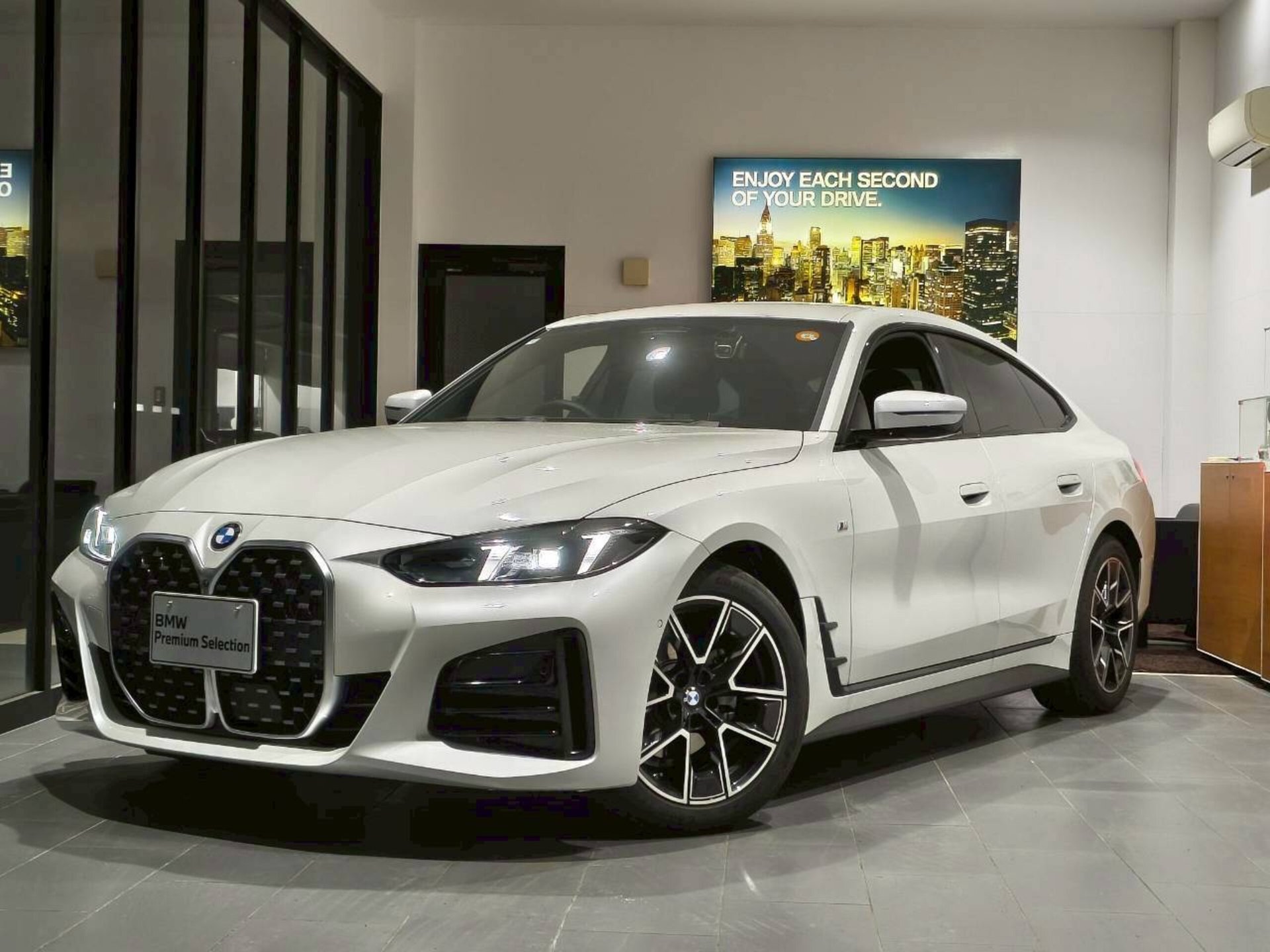 BMW 4 SERIES GRAN COUPE - View 1