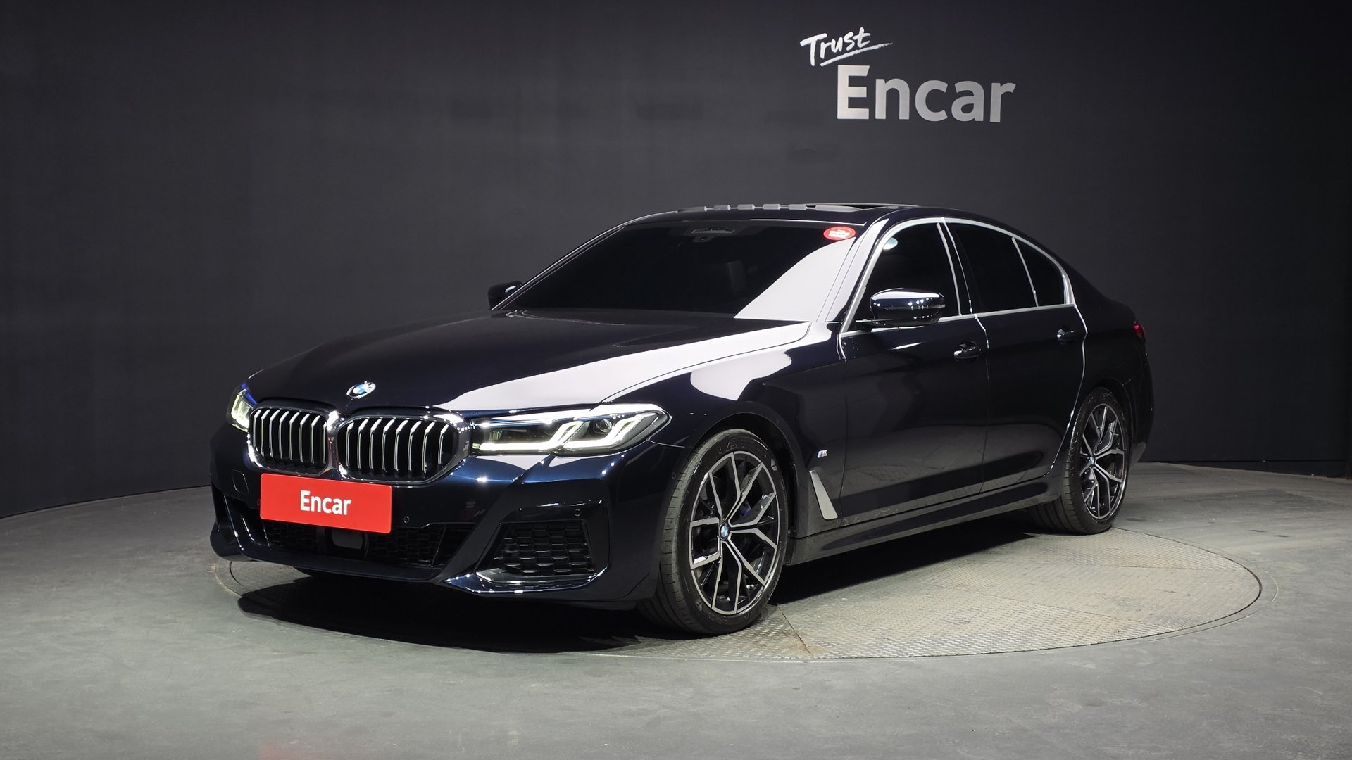 BMW 5 SERIES - View 1