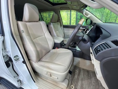 TOYOTA LAND CRUISER PRADO - 9