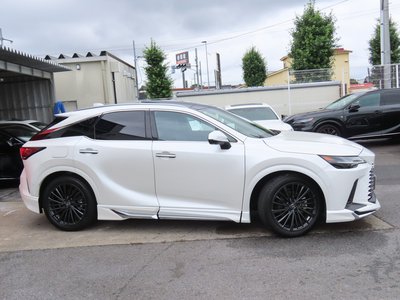 صورة 4 لـ 2024 Lexus RX