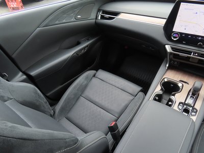 صورة مصغرة 53 لـ 2024 Lexus RX
