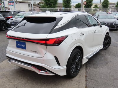 صورة مصغرة 35 لـ 2024 Lexus RX