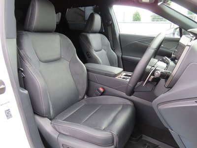 صورة مصغرة 15 لـ 2024 Lexus RX