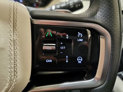 2023 LAND Rover RANGE ROVER VELAR — миниатюра 14