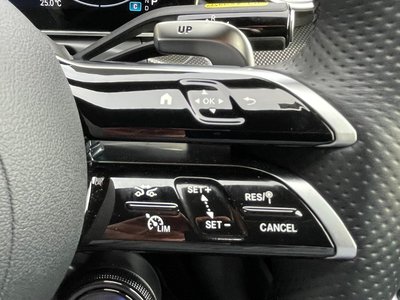 صورة 6 لـ 2025 Mercedes-BENZ C-CLASS AMG