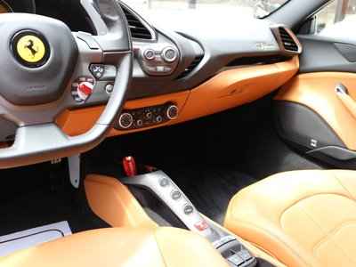 2019 FERRARI 488 SPIDER thumbnail 50