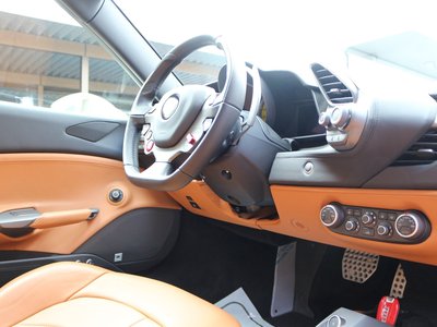 2019 FERRARI 488 SPIDER thumbnail 36