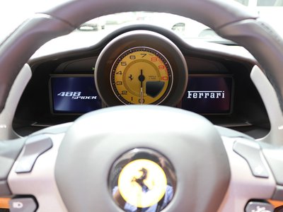 2019 FERRARI 488 SPIDER thumbnail 61