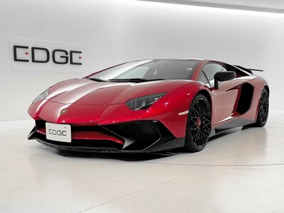 LAMBORGHINI AVENTADOR