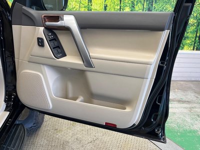 2023 Toyota LAND CRUISER PRADO 缩略图 31