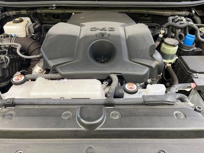 2023 Toyota LAND CRUISER PRADO 缩略图 18