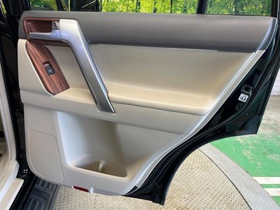 2023 Toyota LAND CRUISER PRADO 缩略图 34