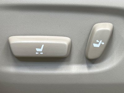 2023 Toyota LAND CRUISER PRADO 缩略图 29