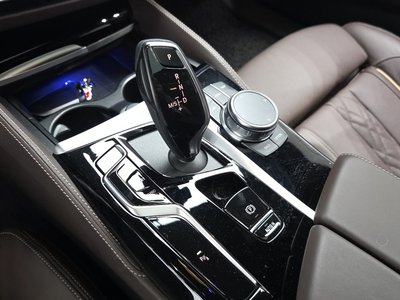 2023 BMW 5 SERIES 照片 9