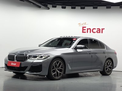 2023 BMW 5 SERIES 照片 1