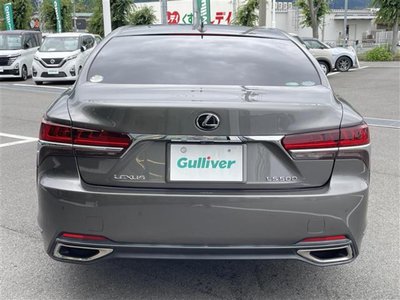 2018 Lexus LS — миниатюра 33
