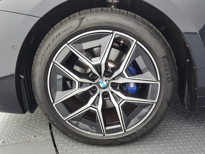 صورة 6 لـ 2025 BMW 5 SERIES