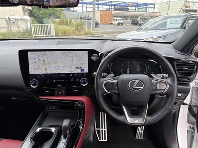2021 Lexus NX — фото 10