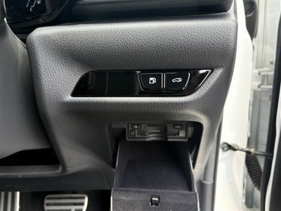 صورة مصغرة 40 لـ 2021 Lexus NX