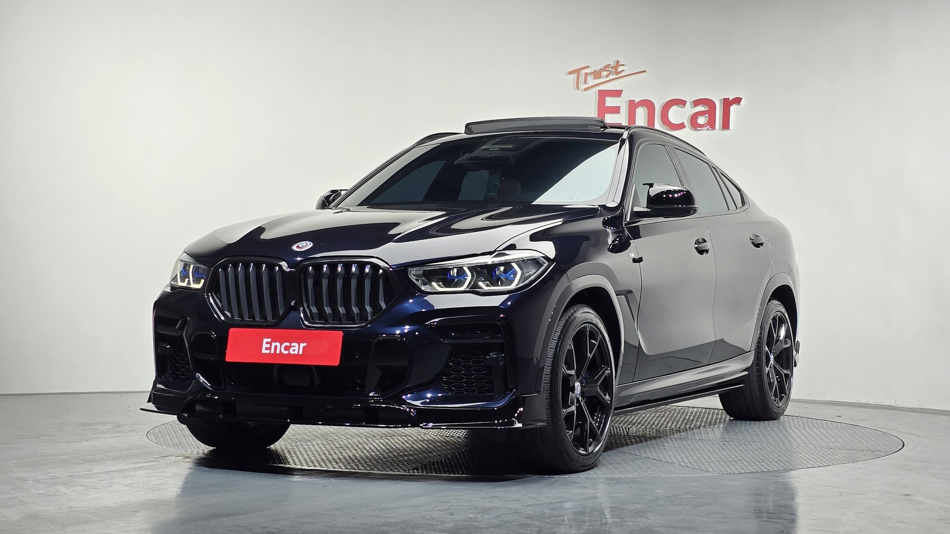 BMW X6 - View 1