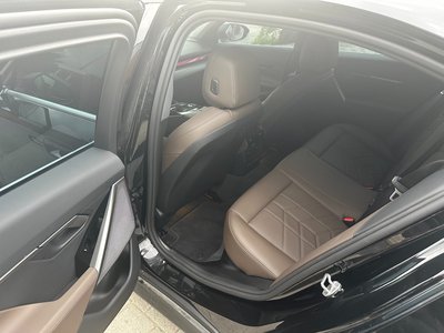 2025 BMW 5 SERIES — миниатюра 15