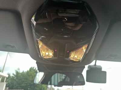 2025 BMW 5 SERIES 照片 8