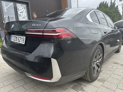 2025 BMW 5 SERIES 照片 4