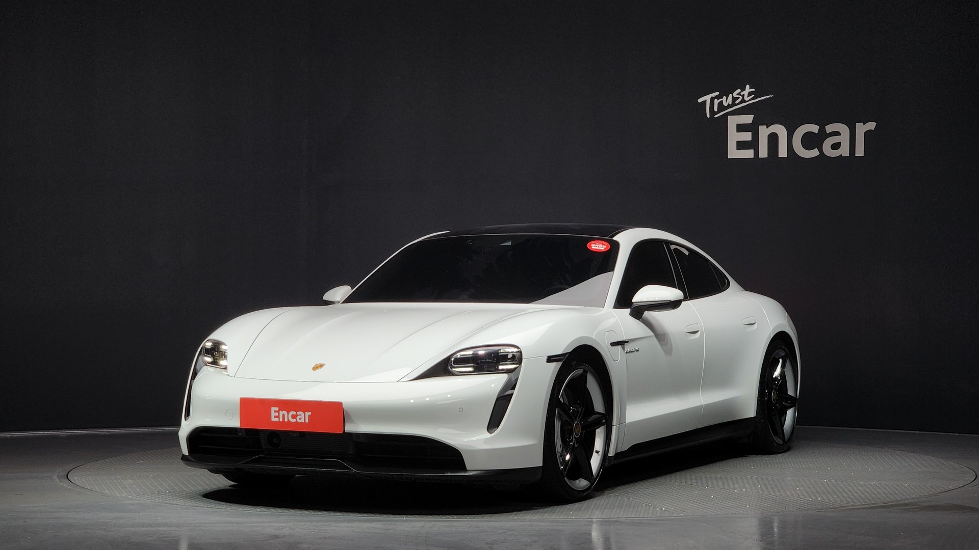 PORSCHE TAYCAN - View 1