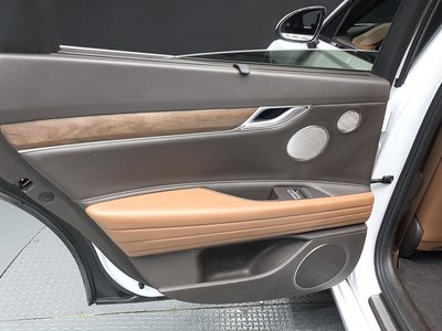 صورة مصغرة 15 لـ 2022 Genesis ELECTRIFIED G80 (RG3)
