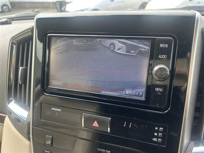 TOYOTA LAND CRUISER 200 - 5