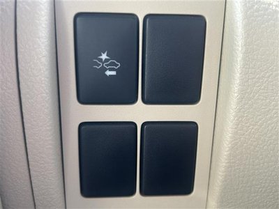 TOYOTA LAND CRUISER 200 - 8