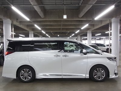 صورة مصغرة 13 لـ 2026 Toyota ALPHARD