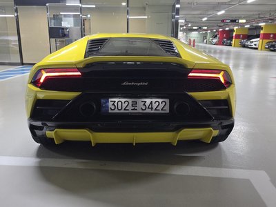 LAMBORGHINI HURACAN - 3