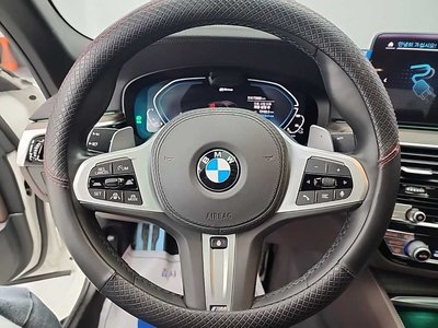 2020 BMW 5 SERIES 照片 9