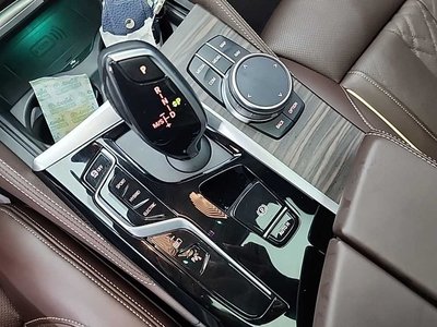 2020 BMW 5 SERIES 照片 8