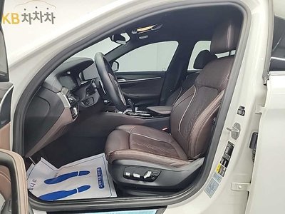 2020 BMW 5 SERIES 缩略图 11