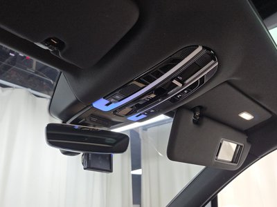 2019 Porsche CAYENNE thumbnail 30