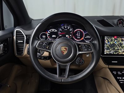 2019 Porsche CAYENNE thumbnail 19