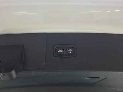 2019 Porsche CAYENNE thumbnail 28