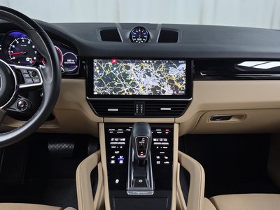 2019 Porsche CAYENNE thumbnail 20