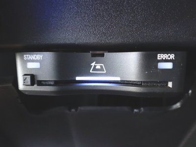 MERCEDES-BENZ GLB - 10