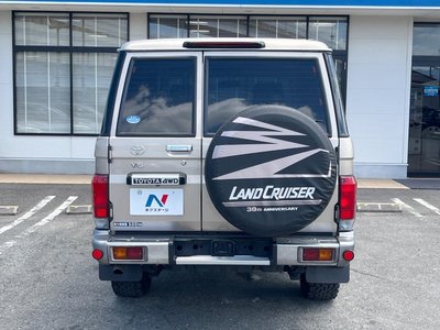 صورة مصغرة 17 لـ 2015 Toyota LAND CRUISER 70