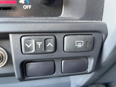 صورة مصغرة 31 لـ 2015 Toyota LAND CRUISER 70