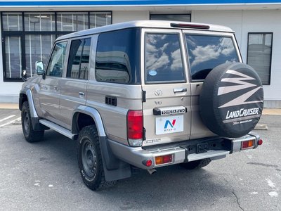 صورة مصغرة 52 لـ 2015 Toyota LAND CRUISER 70