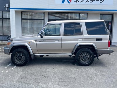 صورة مصغرة 51 لـ 2015 Toyota LAND CRUISER 70