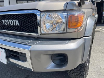 صورة مصغرة 13 لـ 2015 Toyota LAND CRUISER 70