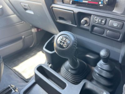 صورة 3 لـ 2015 Toyota LAND CRUISER 70