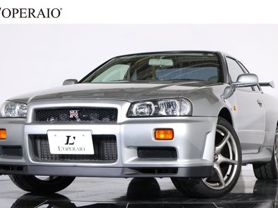 NISSAN SKYLINE GT-R