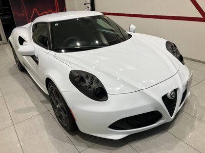 2015 ALFA Romeo 4C 照片 3