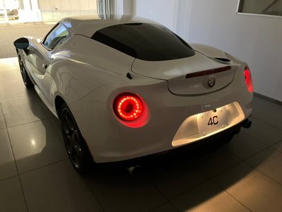 2015 ALFA Romeo 4C 照片 34